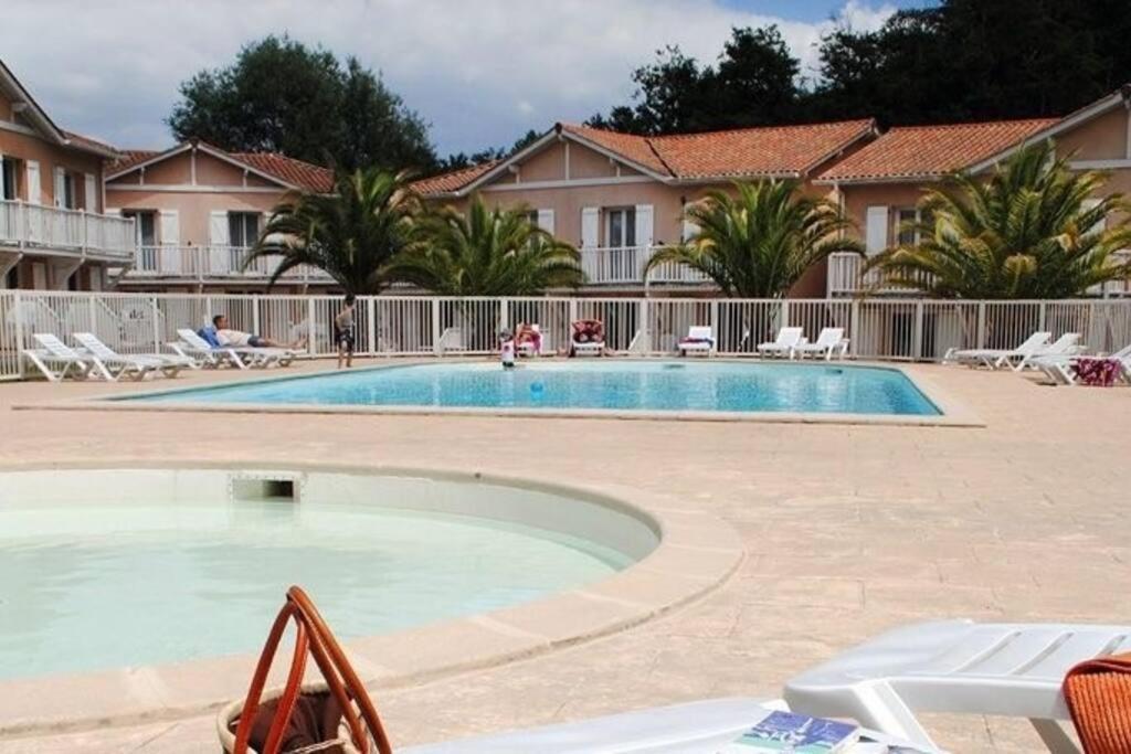 Apartamento T3 En Duplex Avec Grande Piscine Anglet Exterior foto